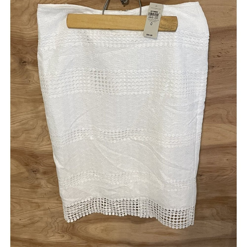 NWT Ann Taylor Woman’s Sz 0 Straight pencil Skirt Lined White Lace $90